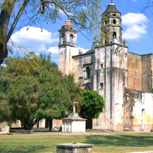 Templo y Ex Convento de la Natividad de Tepoztlan